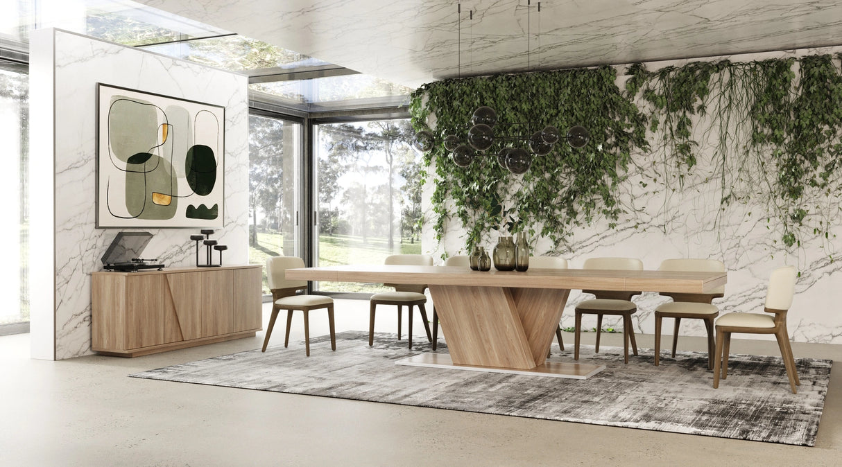 Nova Domus Victoria Italian Modern Dining Table