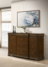 Garland Dresser