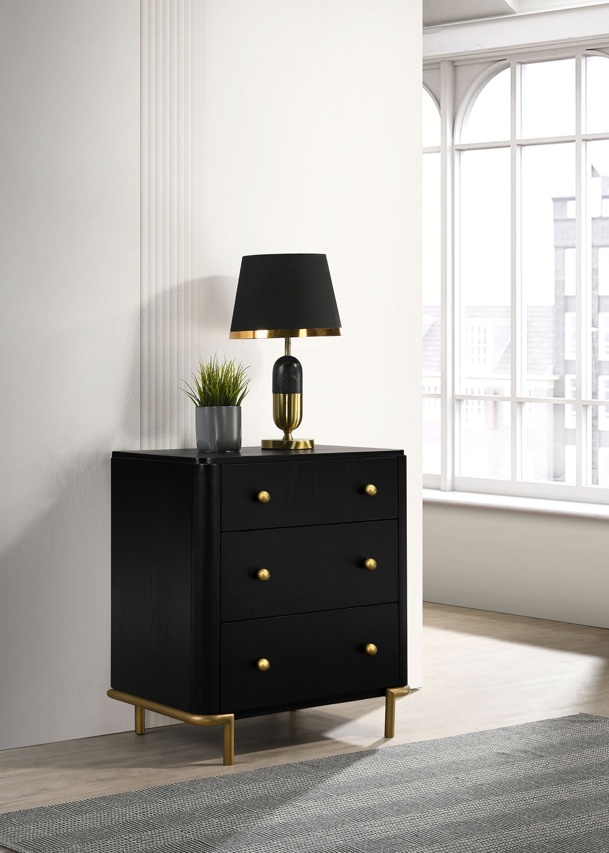 Arini Nightstand