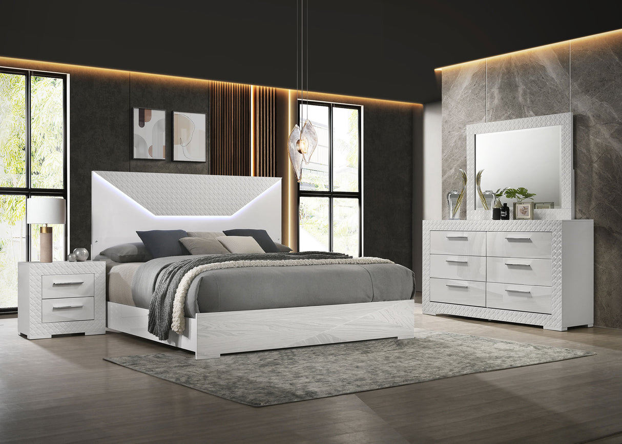 Ives 4 & 5 Piece Bedroom Set E.king & Queen White & Grey