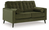 Reveon Lakes Loveseat