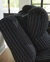 Belvarrow Loveseat