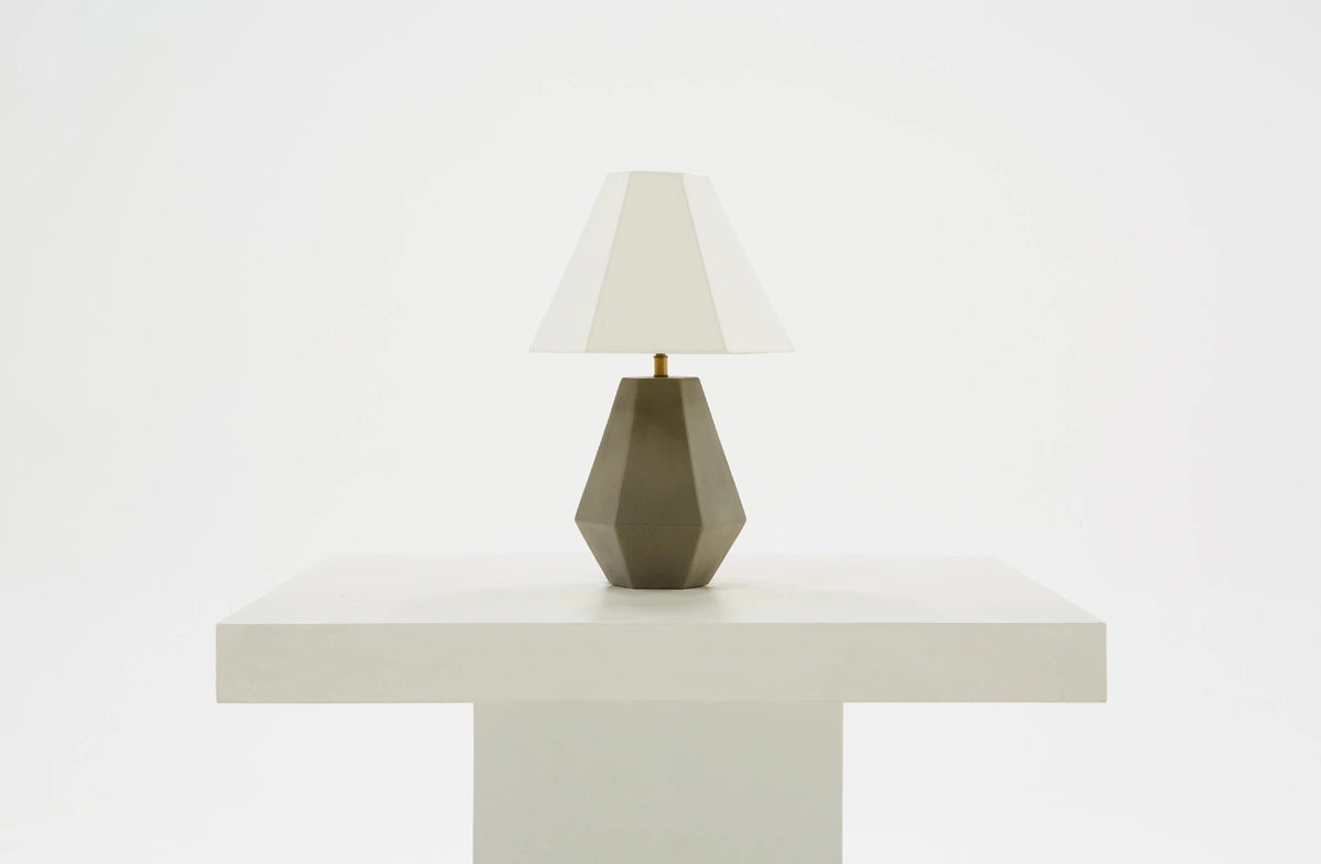 Modrest Estrada Modern Table Lamp