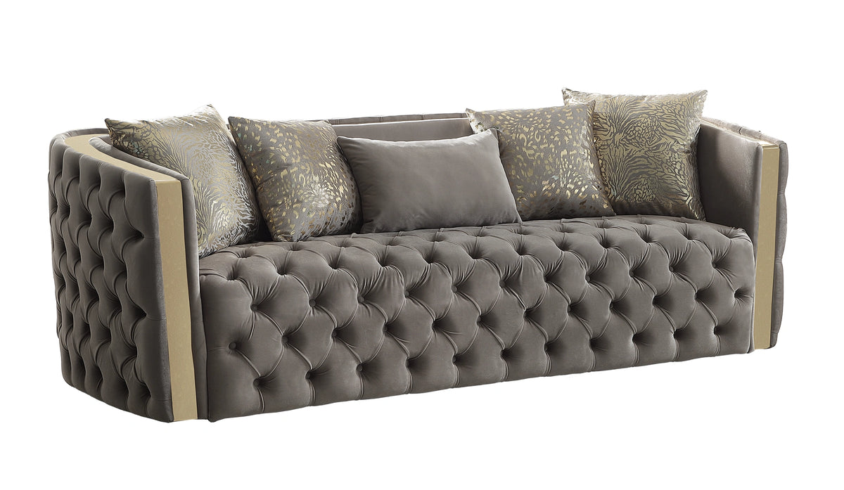 Naomi Sofa