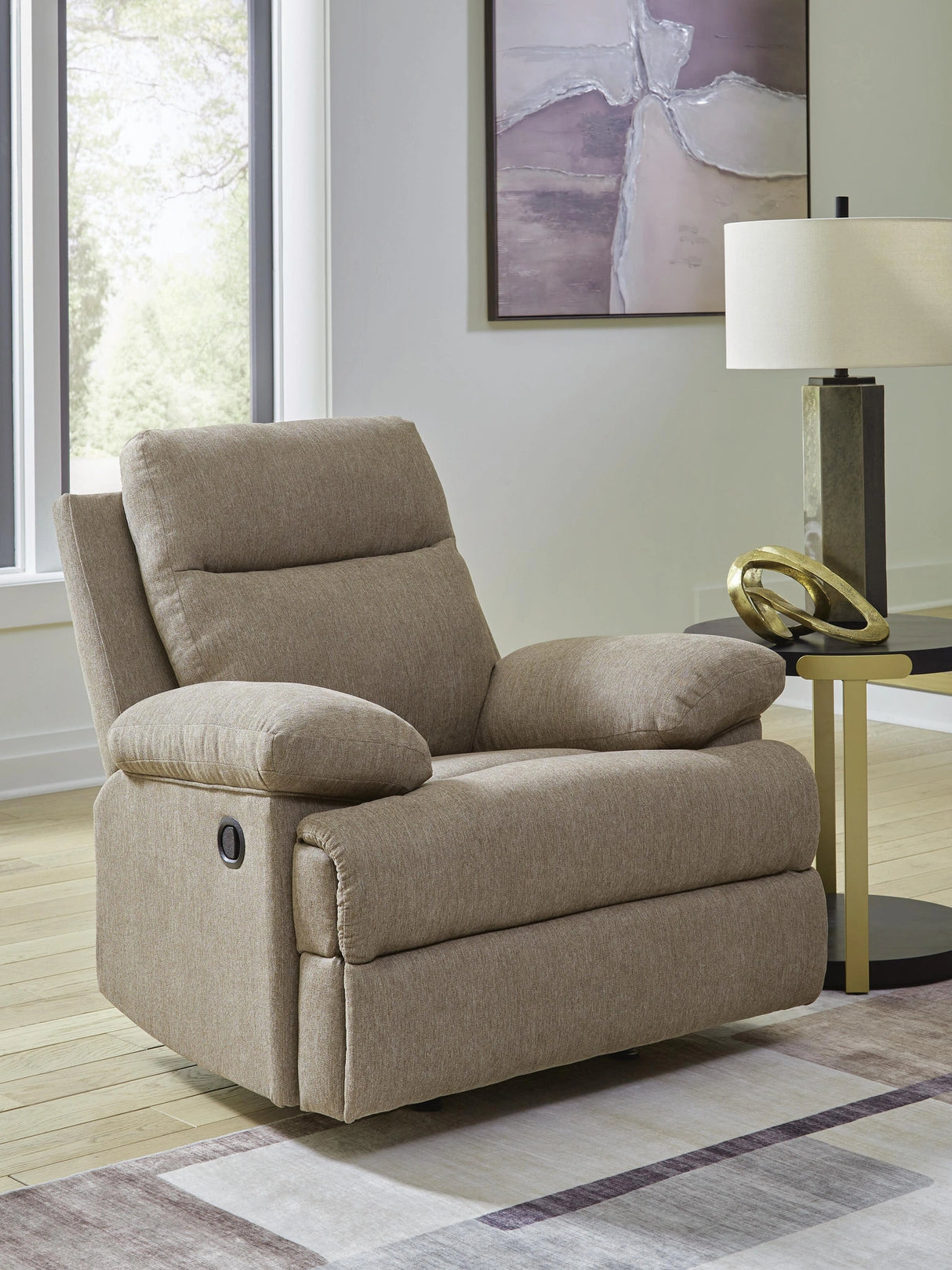 Side-Swipe Recliner