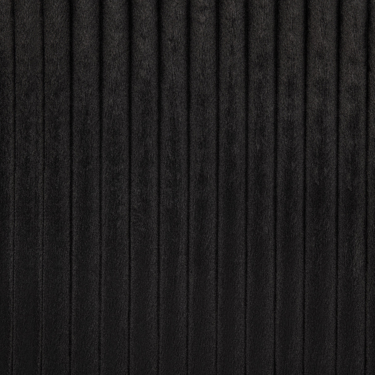 Centergrove Wingback TV Bed