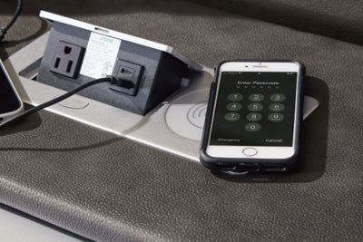 Fyne-Dyme Power Reclining Loveseat with Console - galleria furniture outlet