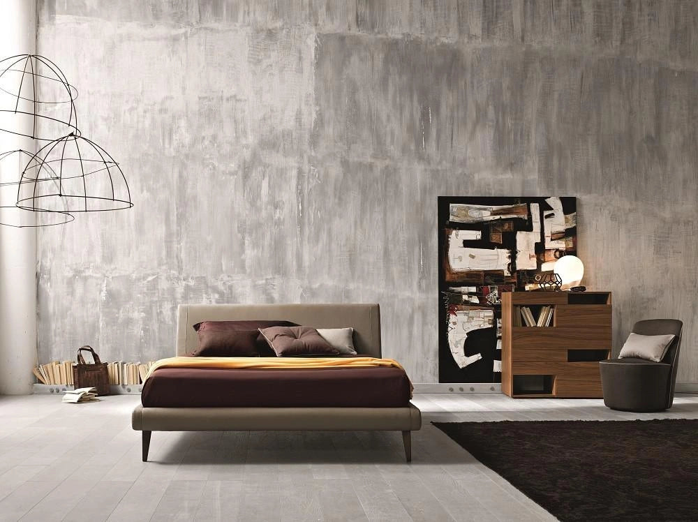 J&M Furniture Metropolitan King Bed in Taupe