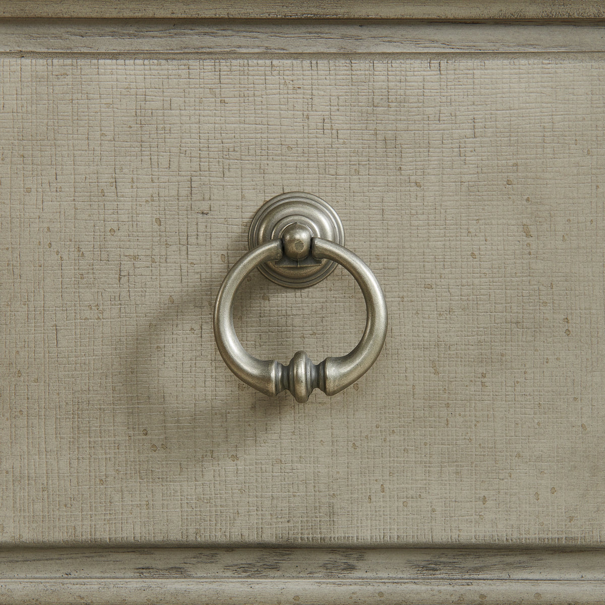 Whit-Ash Panel Bedroom Set in Light Grey