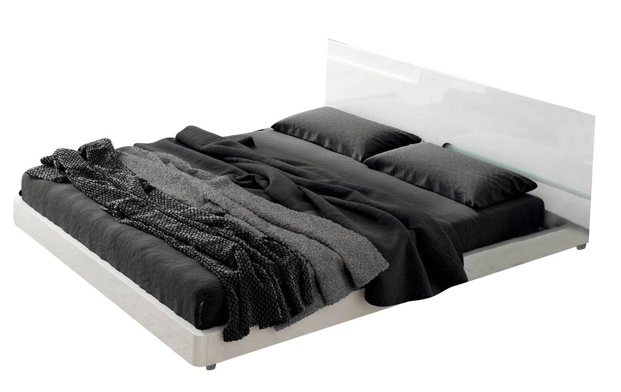 ESF Furniture Sara Queen Platform Bed in White