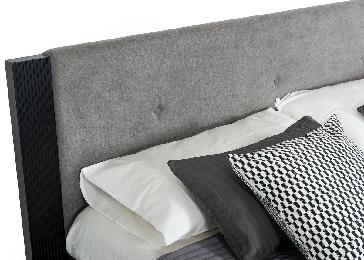 Panther Contemporary Grey & Black Bed