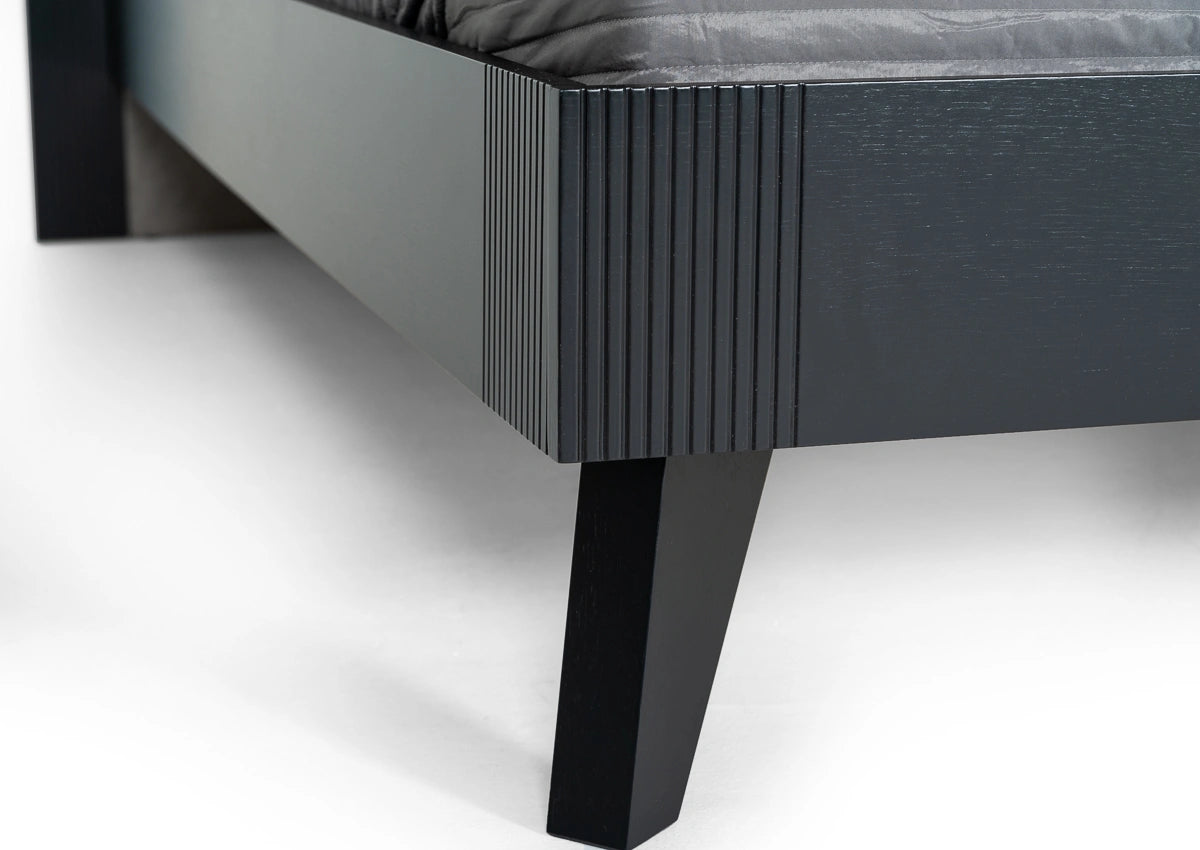 Panther Contemporary Grey & Black Bed