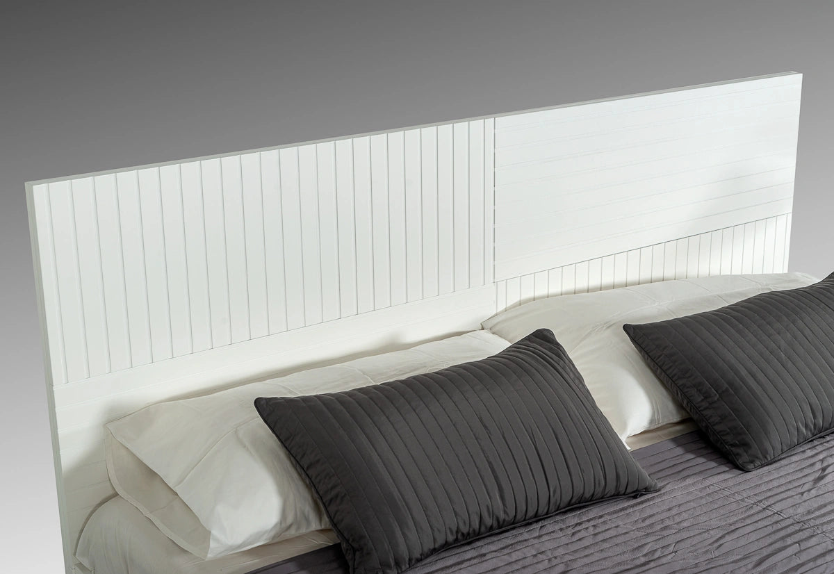 Nova Domus Valencia Contemporary Bedroom Set
