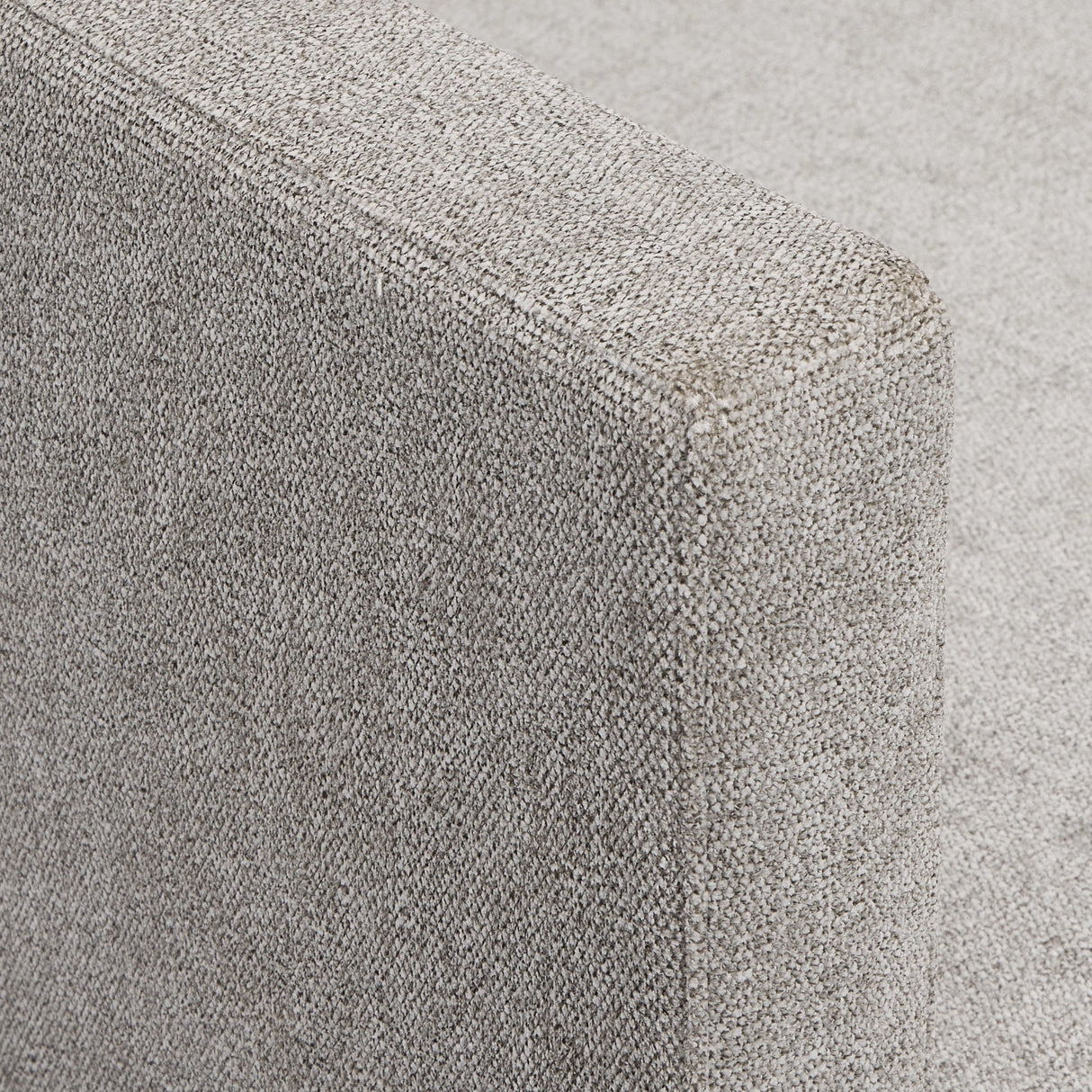 Linea Arm Chair