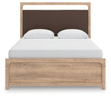Kinlanni Upholstered Bed