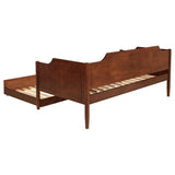 Redding Daybeds
