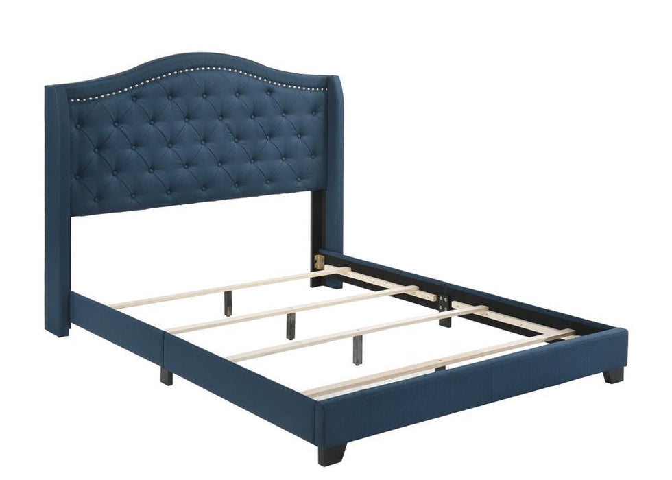 Sonoma Camel Back Queen Bed Blue