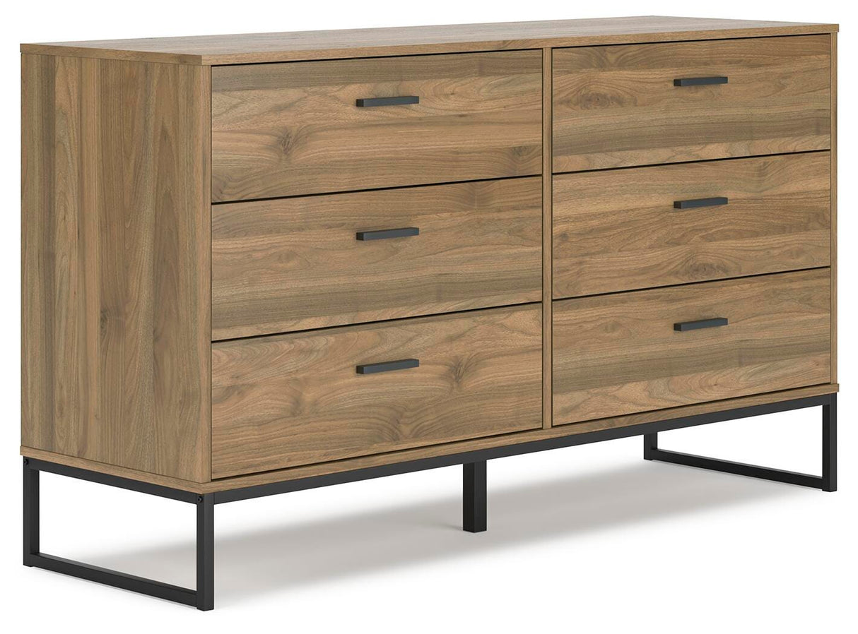 Deanlow Bedroom Package