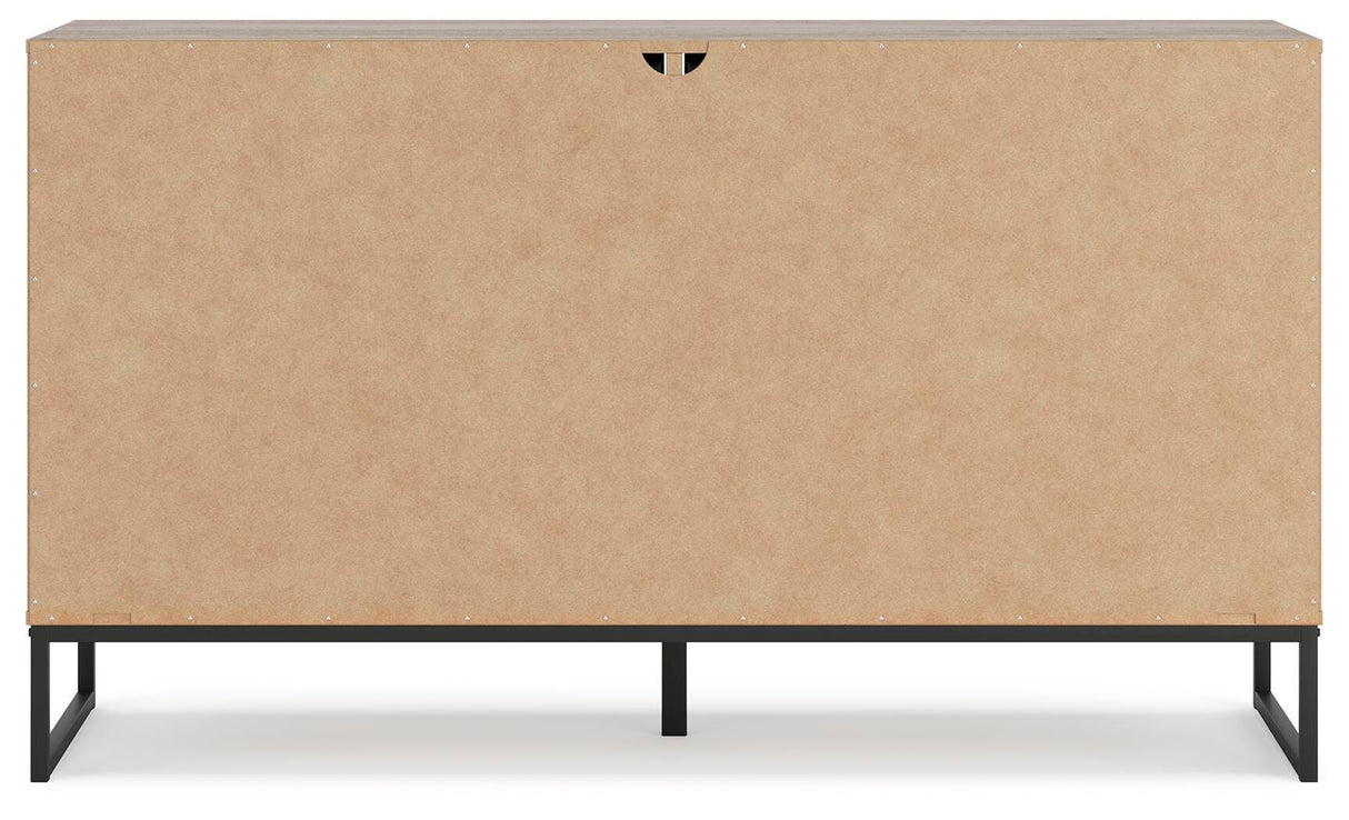 Deanlow Bedroom Package