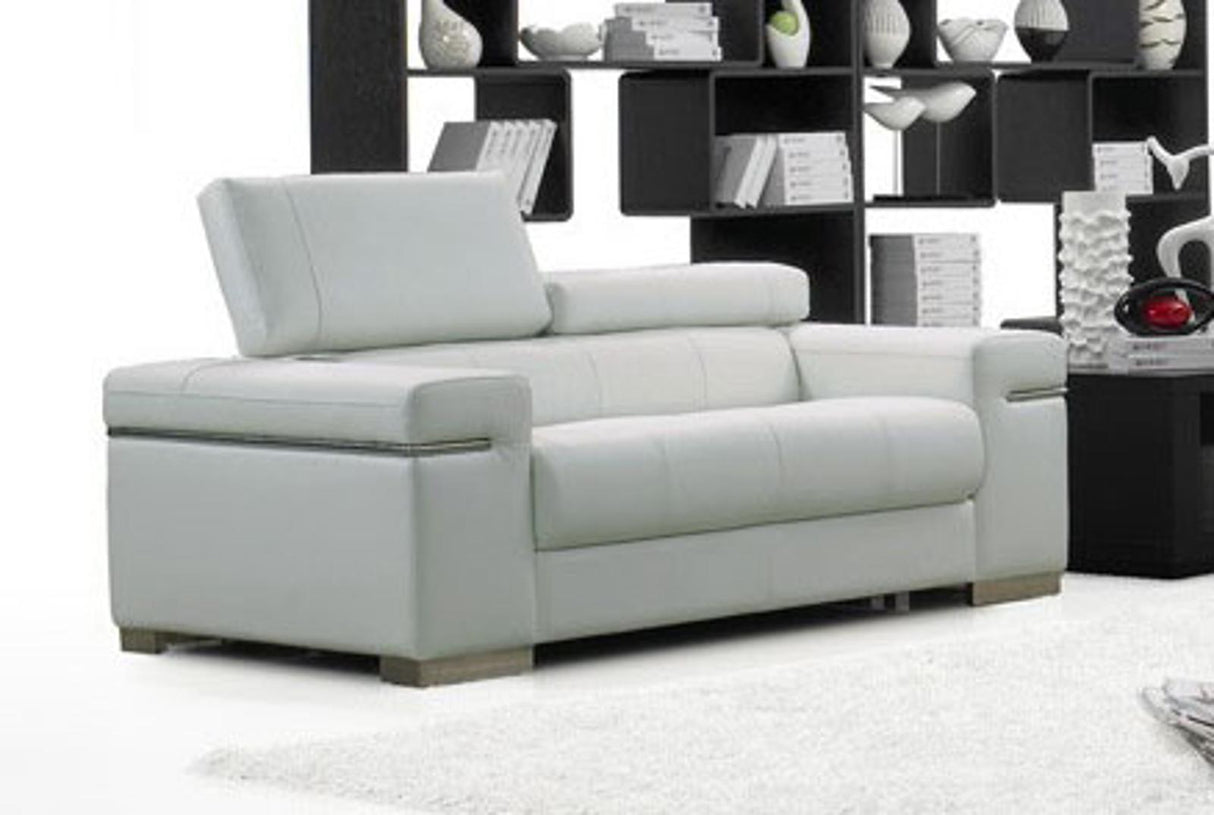 J&M Furniture Soho Loveseat in White Leather