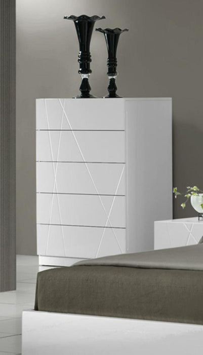 J&M Naples Chest in White Lacquer image