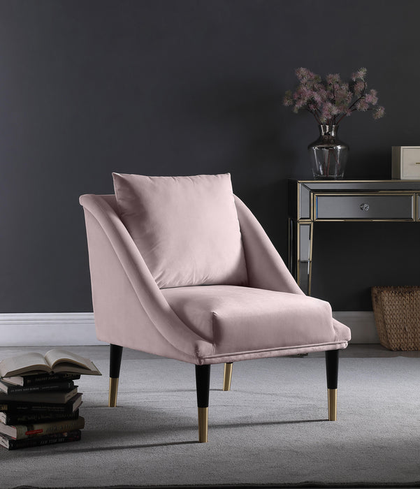 Elegante Pink Velvet Accent Chair