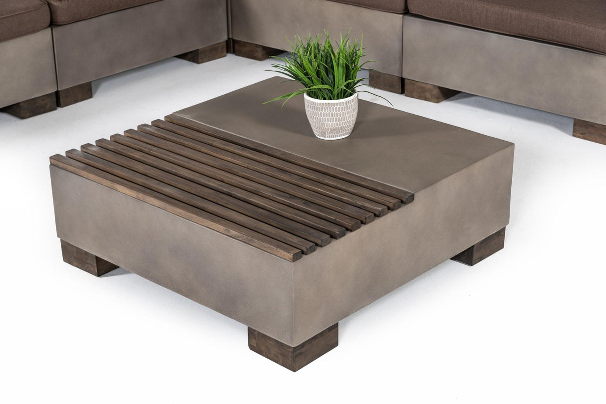 Modrest Delaware Modern Sectional Sofa