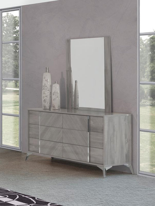 Nova Domus Alexa Italian Modern Dresser image