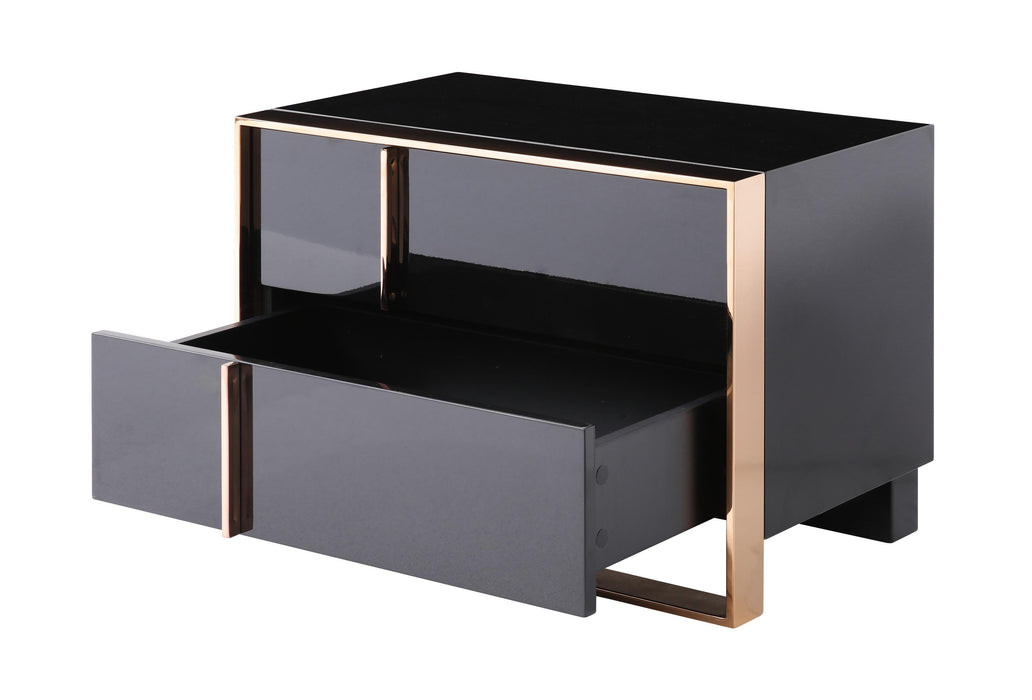 Nova Domus Cartier Modern Nightstand