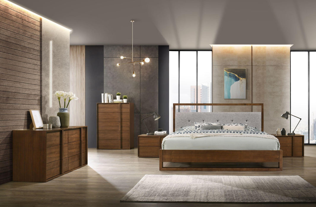 Nova Domus Falcor Modern Bed image