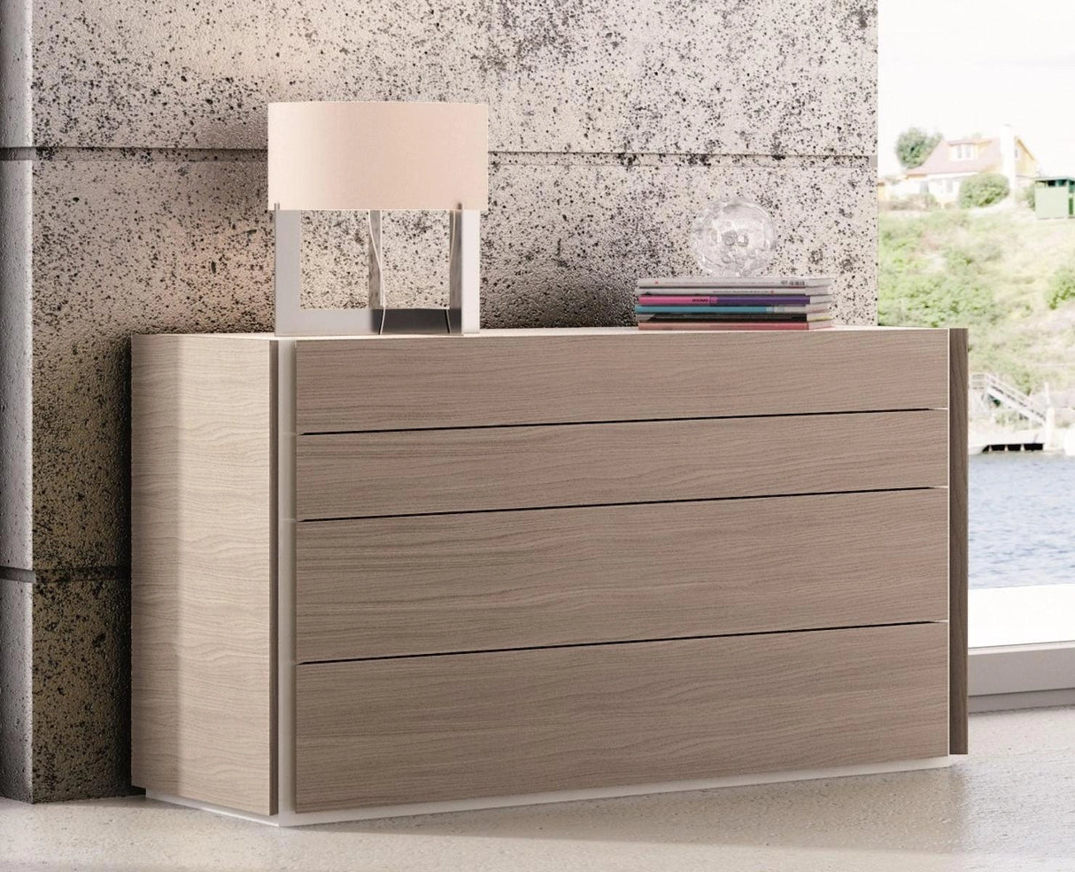 J&M Furniture Evora Mirror in Wenge