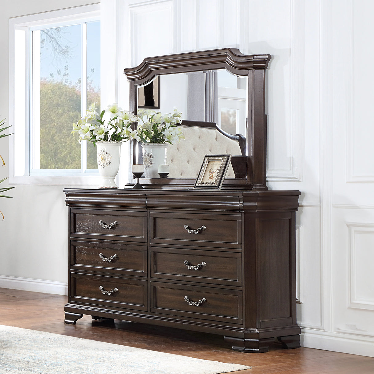 Lyndhurst Landscape Mirror- Walnut