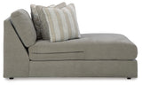 Avaliyah Sectional with Chaise