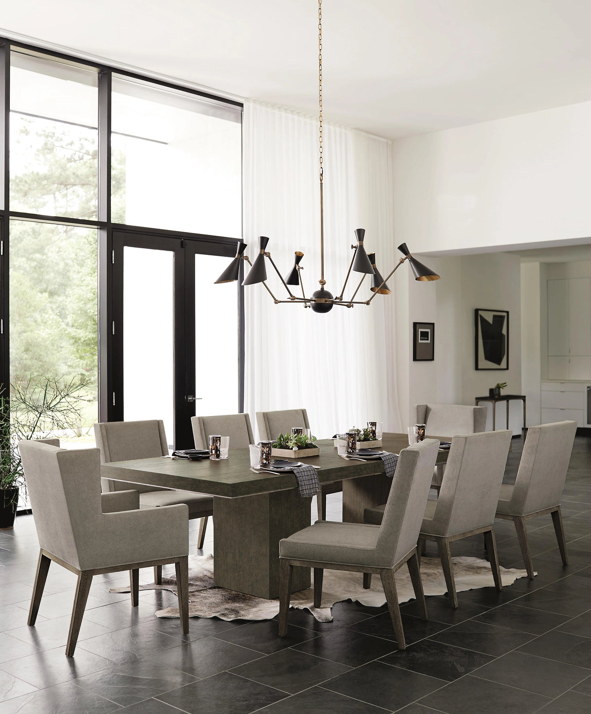 Linea Side Chair