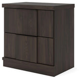 Shaehartin Nightstand