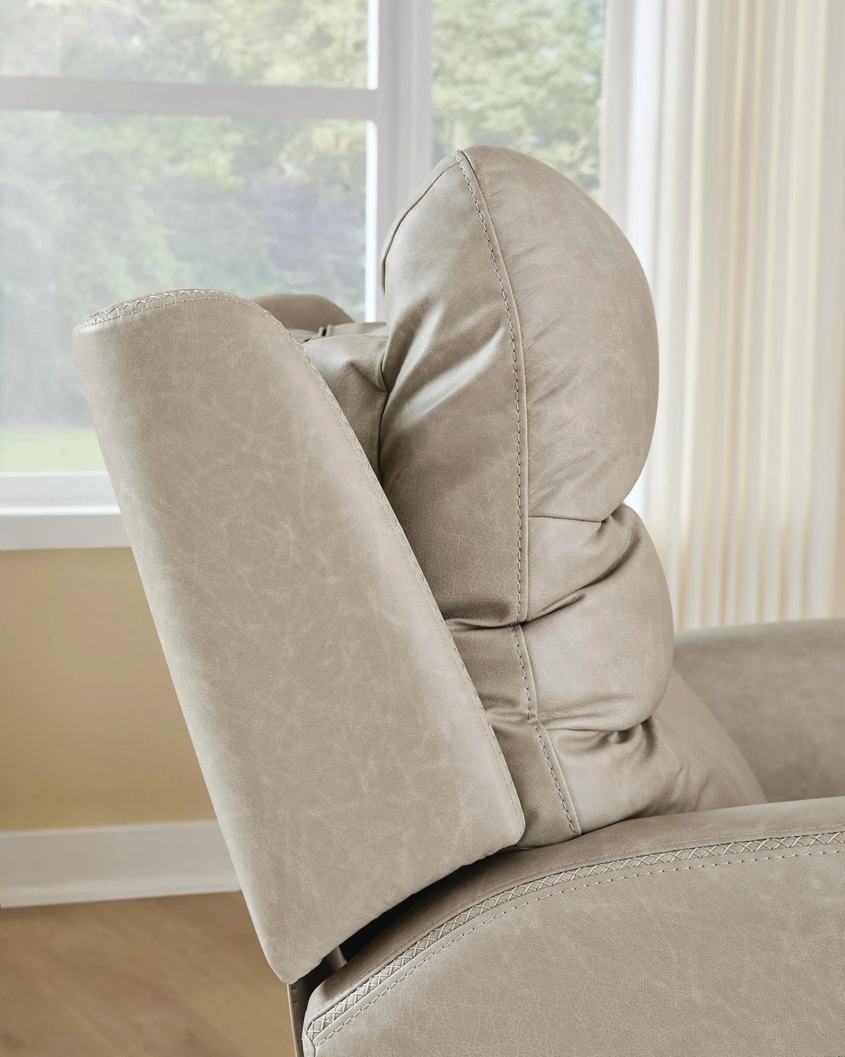 Motion-Max Recliner