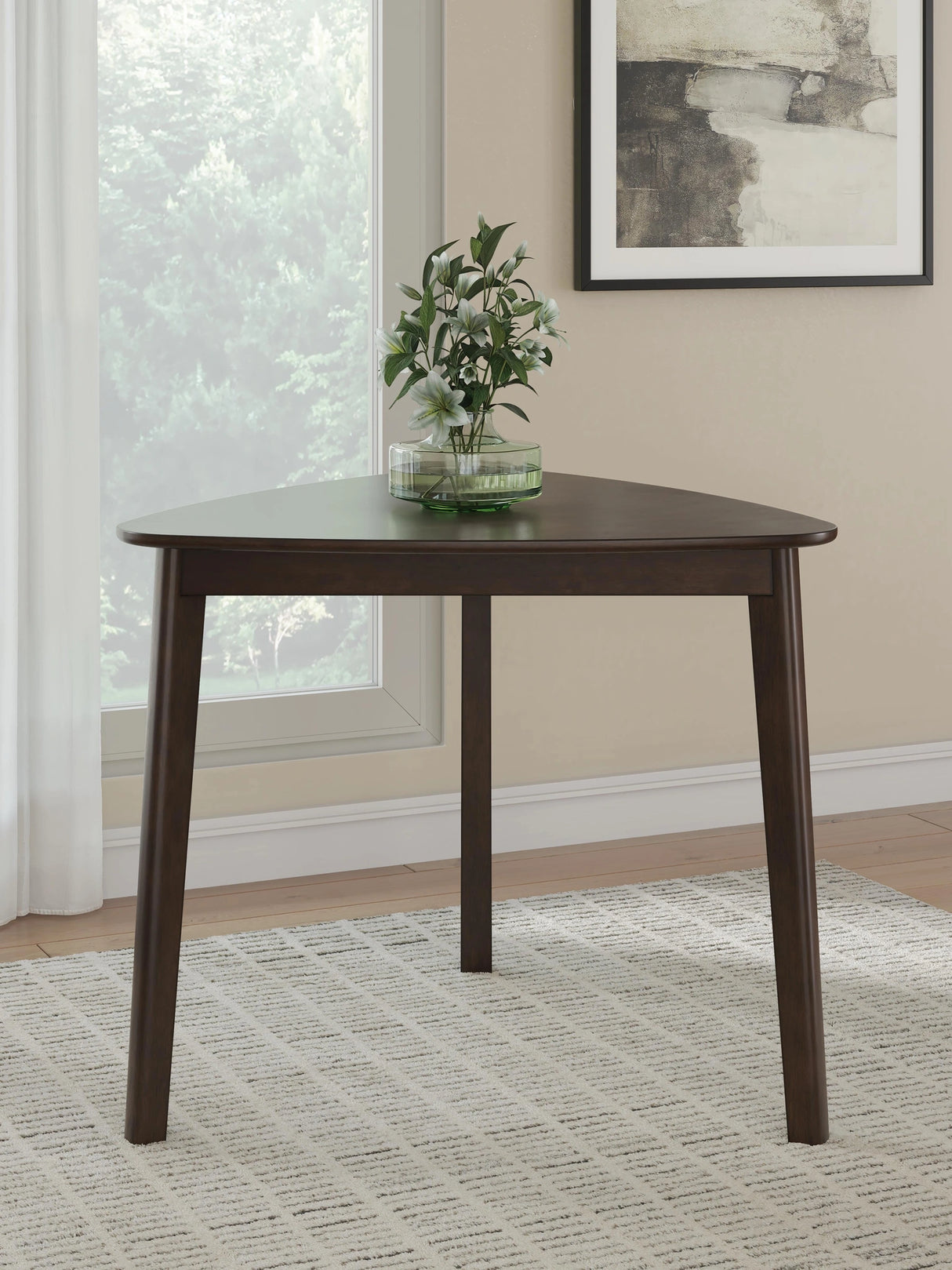 Mallenette Dining Table