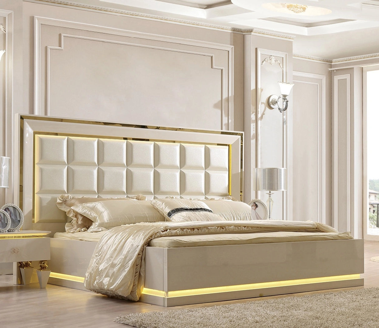 HD-9935 - BED EASTERN KING