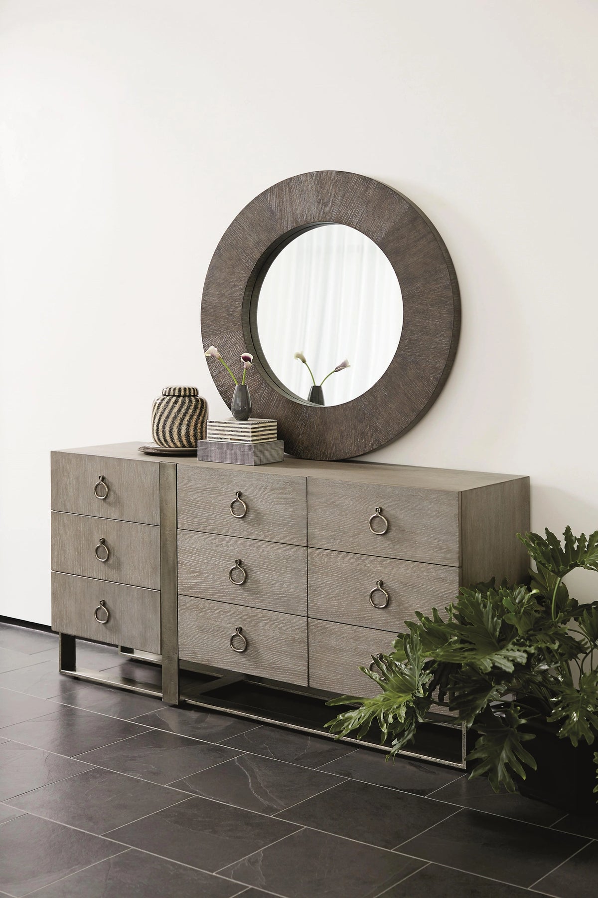 Linea Dresser