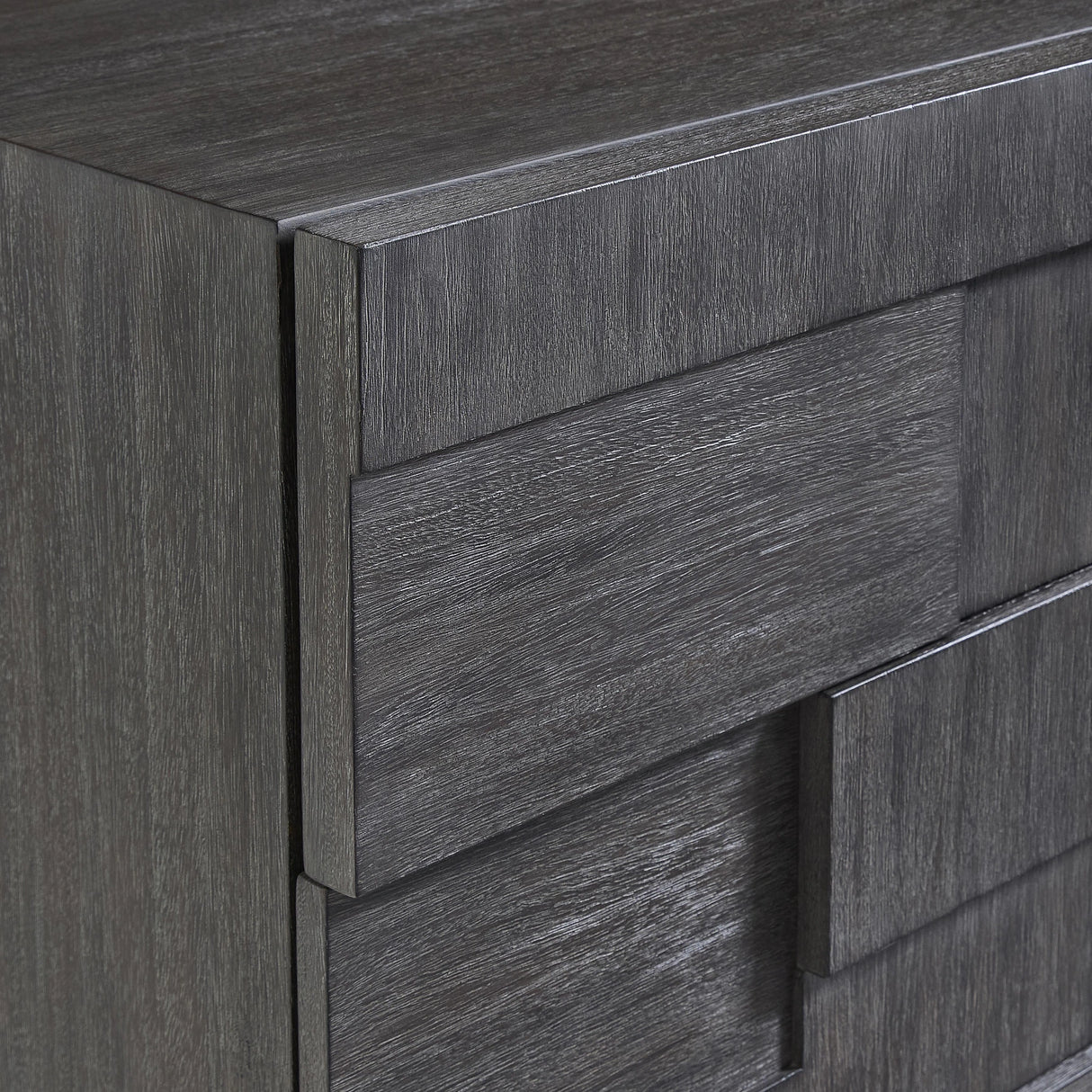 Lancer Dresser