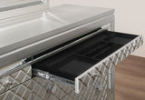 PARIS CHAMPAGNE QUEEN BED GROUP WITH LED