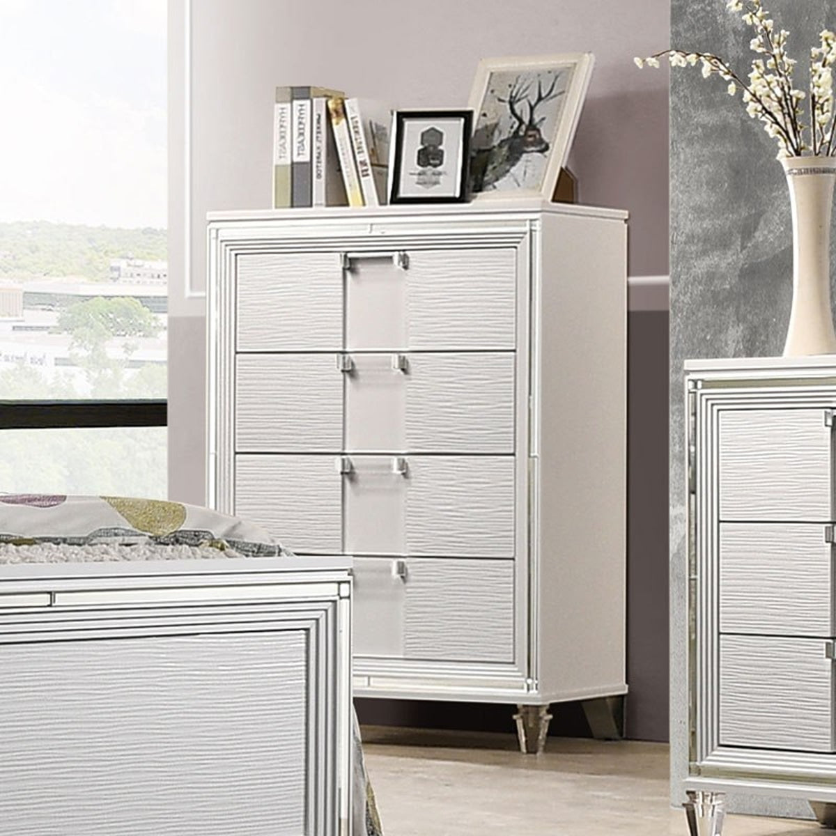 Elements International Twenty Nine Youth Chest in White